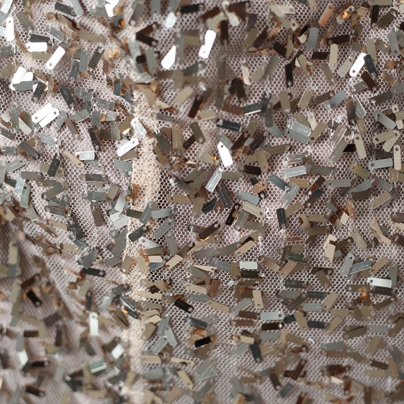 HOST PICK 🤩 Wet Seal Gold Strapless Dress✨ - Picture 2 of 3